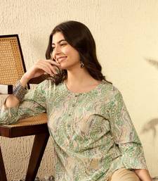 women green cotton blend abstract printed regular tunic