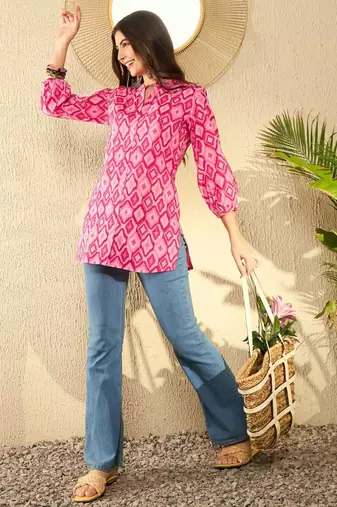 women pink cotton blend ikat printed regular tunic