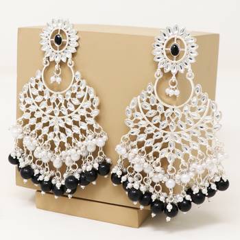 Kundan type zumka earring for girls 1