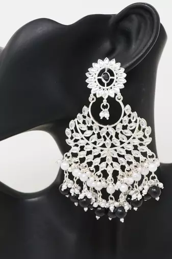 Kundan type zumka earring for girls