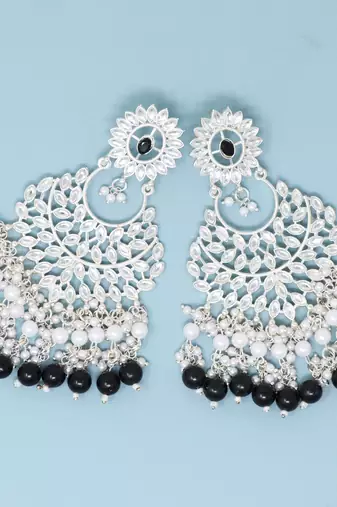 Kundan type zumka earring for girls