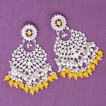 Kundan type zumka earring for girls 3