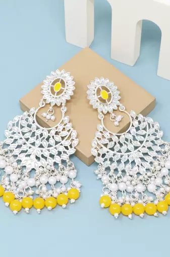 Kundan type zumka earring for girls