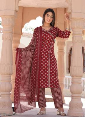 Premium quality rayon printed kurti with adda hand  lace work with printed pant with full sized printed dupatta 3