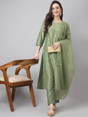 Janasya women's green chinon solid kurta with pant and dupatta 4