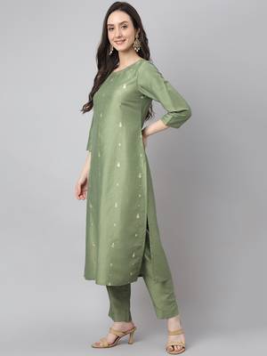 Janasya women's green chinon solid kurta with pant and dupatta 5