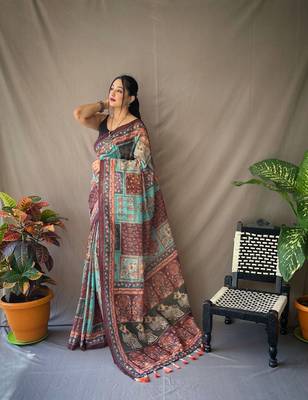 Blue Cotton Blend & Kalamkari Style Printed Rich Pallu Saree With Blouse 4