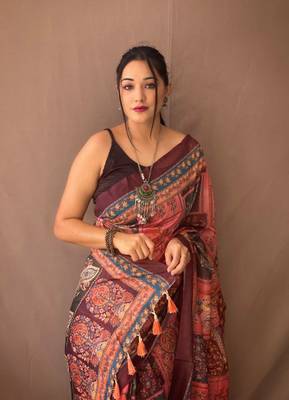 Marron Cotton Blend Kalamkari Print Rich Pallu Saree With Blouse 2