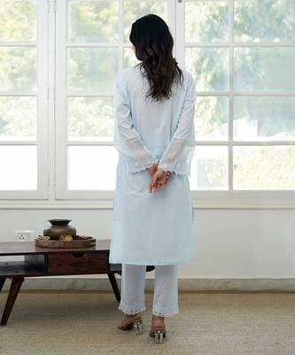 Blue cotton dobby lace kurta 3