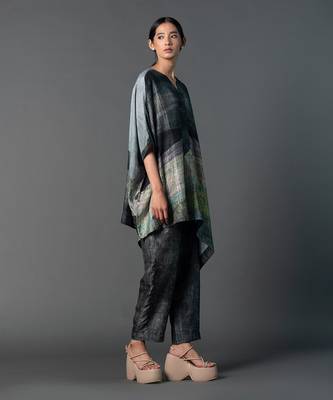 Dark grey dupion silk printed kurta sets 2