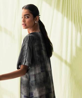 Multicolor dupion silk printed kurta sets 2