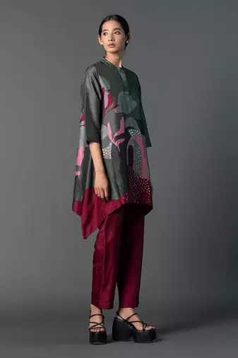 Multicolor dupion silk printed kurta sets