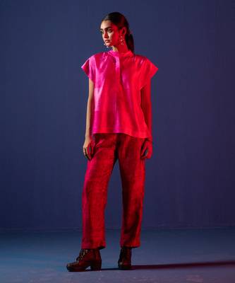 Bright pink dupion silk printed kurta sets 1