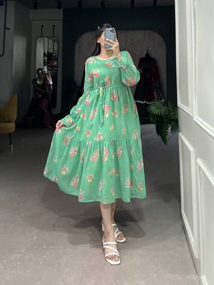 Women's Georgette With Floral Print Western Dress  4