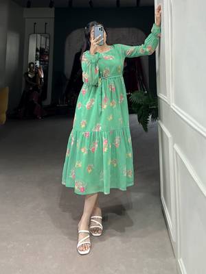 Women's Georgette With Floral Print Western Dress  5