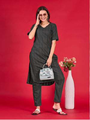 Black designerheavy cotton  ready to wear kurta bottom set 2