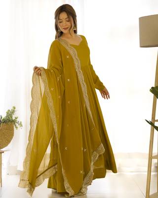 Roman Silk Chanderi Fabric Fully Flair Gown, With Duppta And Pent 6