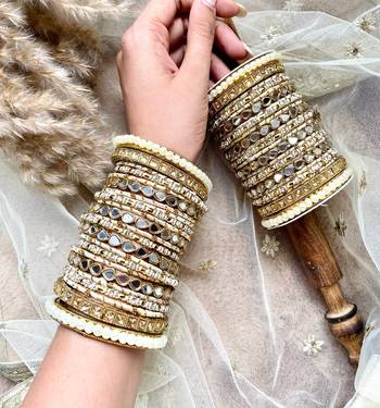 BANGLE SET WITH DROP MIRROR KADA AND PEARL 1