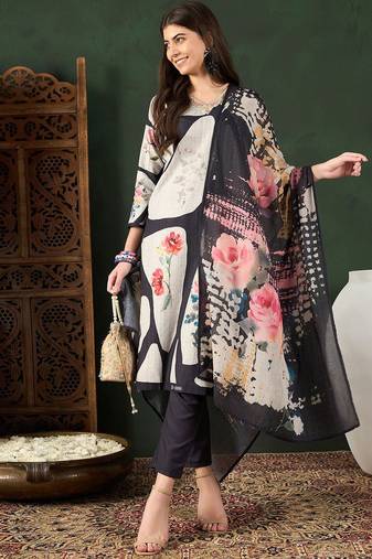 women black rayon blend floral printed straight kurta trouser with dupatta