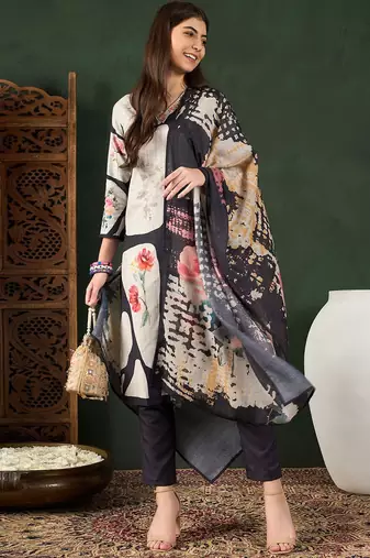 women black rayon blend floral printed straight kurta trouser with dupatta
