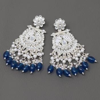 Kundan type zumka earring for girls 3