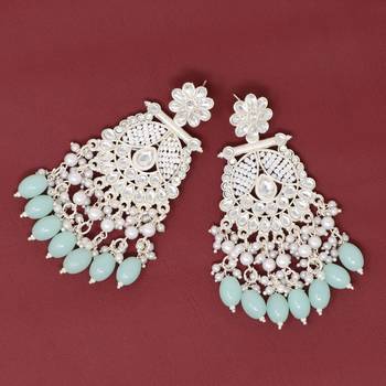 Kundan type zumka earring for girls 3