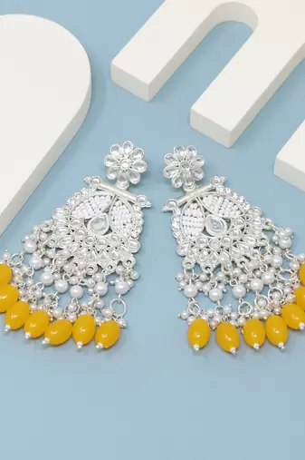 Kundan type zumka earring for girls