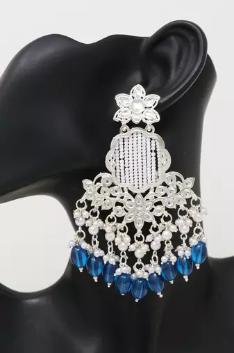 Kundan type zumka earring for girls
