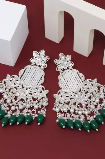 Kundan type zumka earring for girls