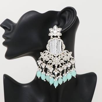 Kundan type zumka earring for girls 2