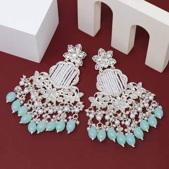 Kundan type zumka earring for girls 3