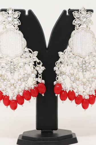 Kundan type zumka earring for girls