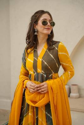 Yellow leheriya Organza Anarkali Suit Set 2