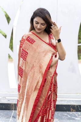 Red Bandhej Banarasi Style of silk Bland zari weaaving saree with Blouse 3