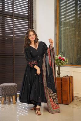 Black Printed Muslin Kurta Suit Set 3