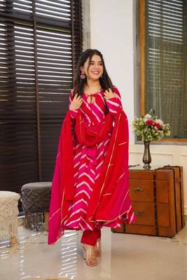 Pink Leheriya Organza Anarkali Suit Set 2