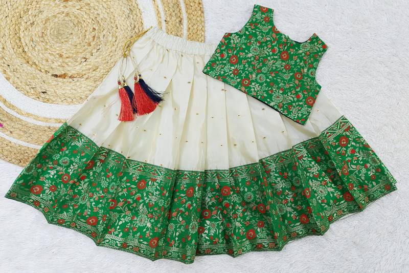 Girl's Traditional Green Readymade South Indian Pattu Pavadai Lehenga Choli For Kid's