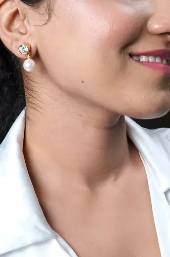 Cubic ziconia and pearl earrings