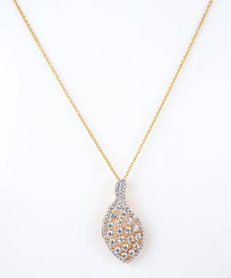 Cubic zirconia pendant set 5