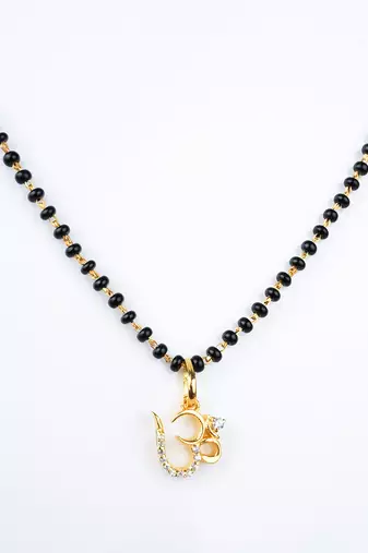 Cubic zirconia mangalsutra