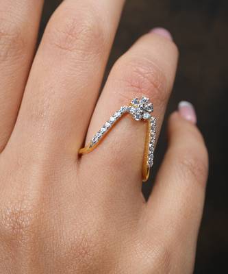 Cubic zirconia vanki ring 2