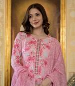 women pink poly rayon floral printed straight kurta trouser with dupatta