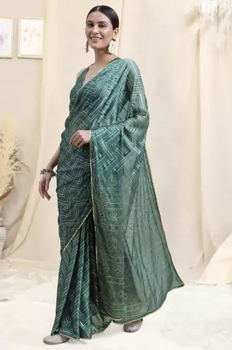 Grey Chiffon Foil Chevron Print Ethnic Motif Sequinns Border Saree With Unstitched Blouse Piece
