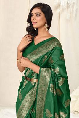 Green Banarasi silk blendWoven Peacock Ethnic Motif Zari Border Saree With Unstitched Blouse Piece 2