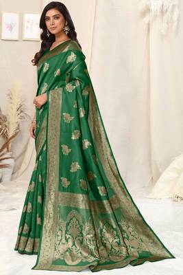 Green Banarasi silk blendWoven Peacock Ethnic Motif Zari Border Saree With Unstitched Blouse Piece 3