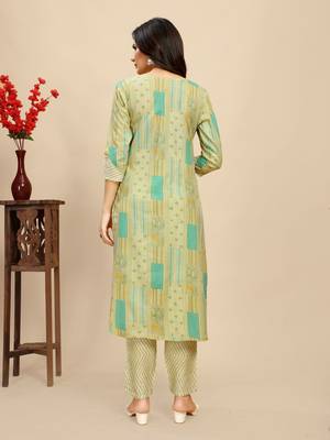 Green colour beautiful printed smart cotton kurta set for trendy college girl 3