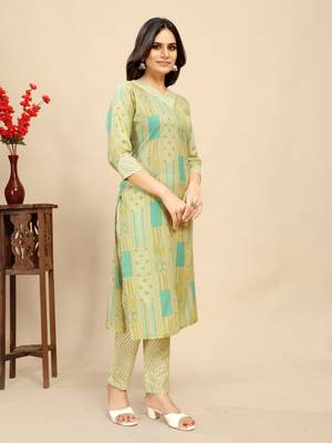 Green colour beautiful printed smart cotton kurta set for trendy college girl 5