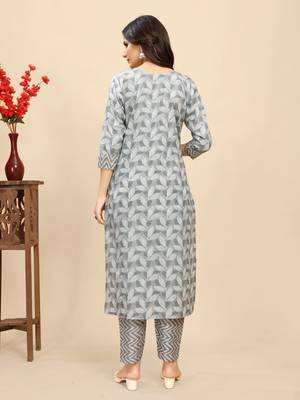 Grey colour beautiful printed smart cotton kurta set for trendy college girl 3