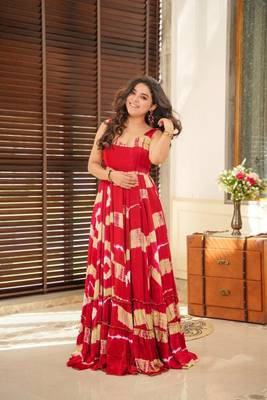 Red Silk Printed Maxi Suit Set 1