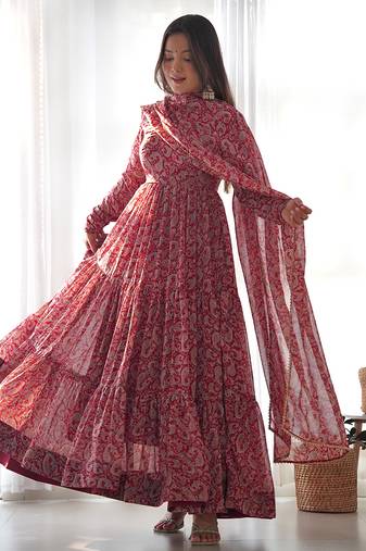 Women soft georgette kalamkari print fully flair anarkali with pent dupatta set
